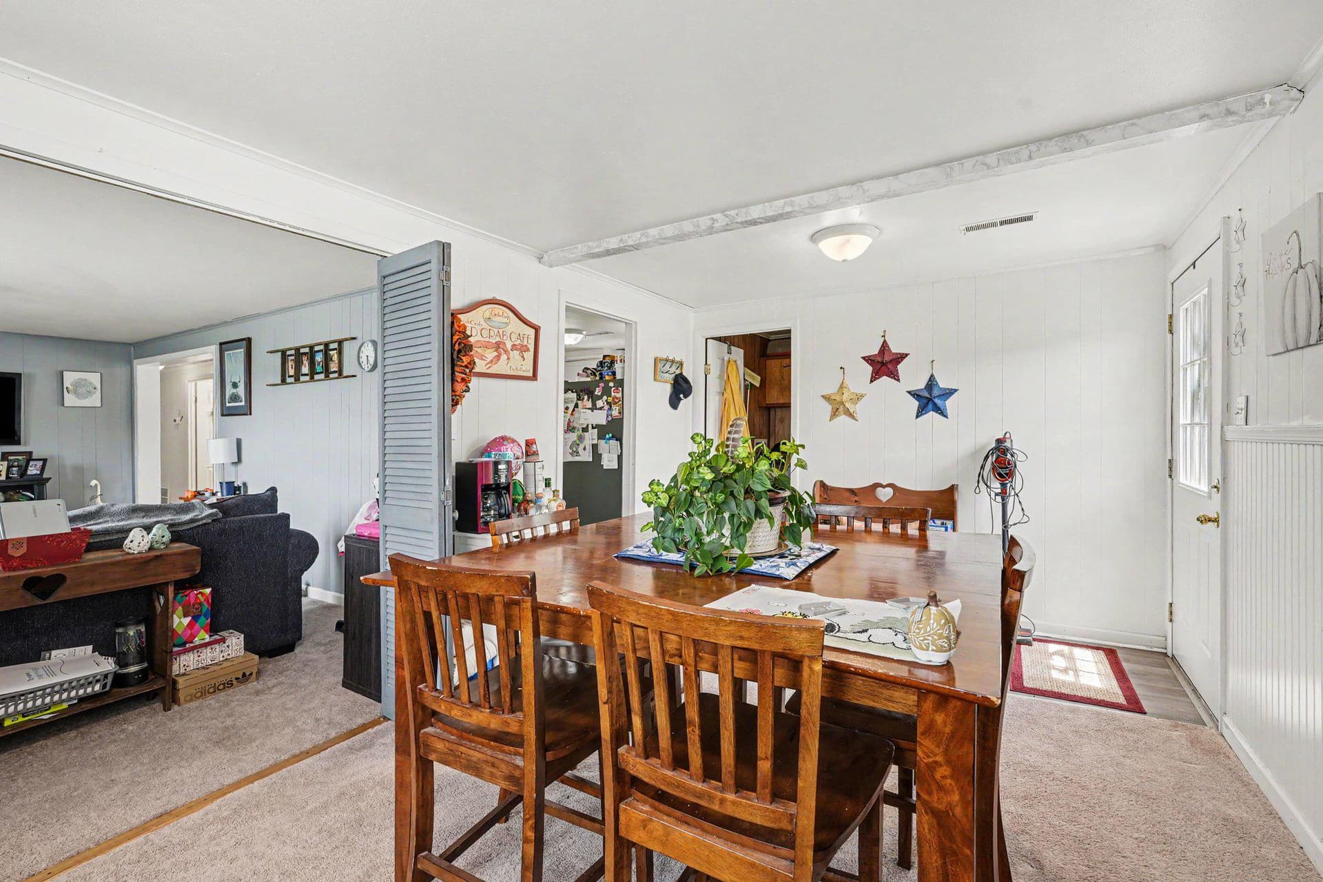 315 Murphys Place photo 12