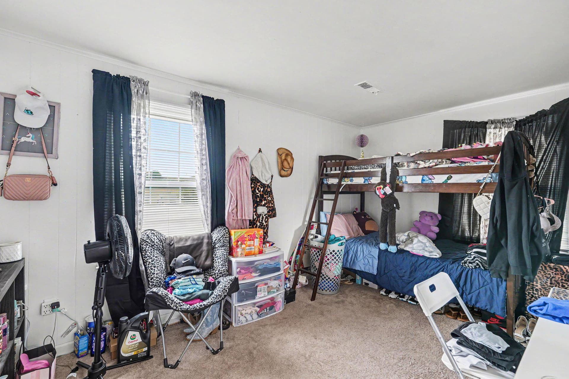 315 Murphys Place photo 18
