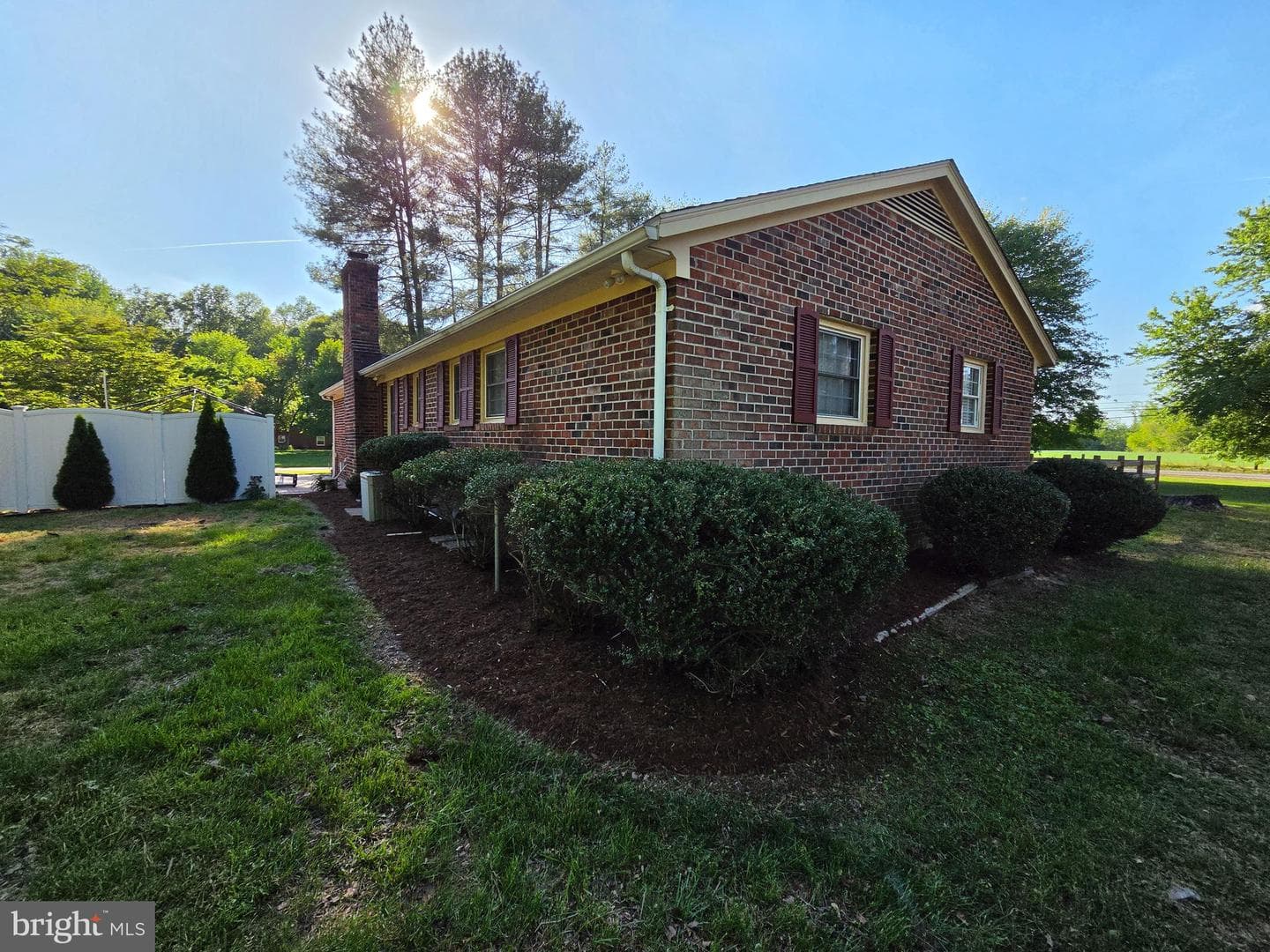 31 Bunker Road photo 16
