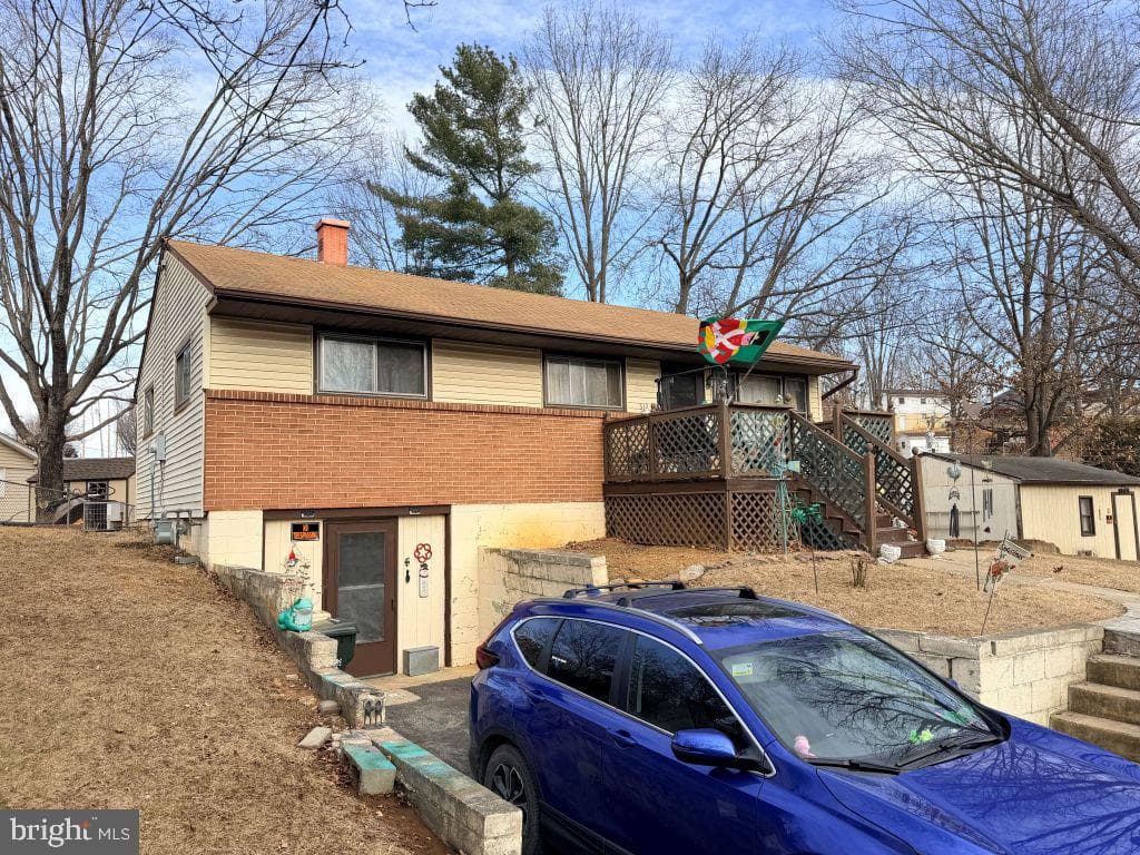 312 Devon Road photo 1