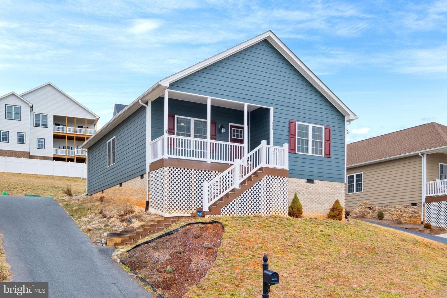 121 Beauregard Drive photo 2