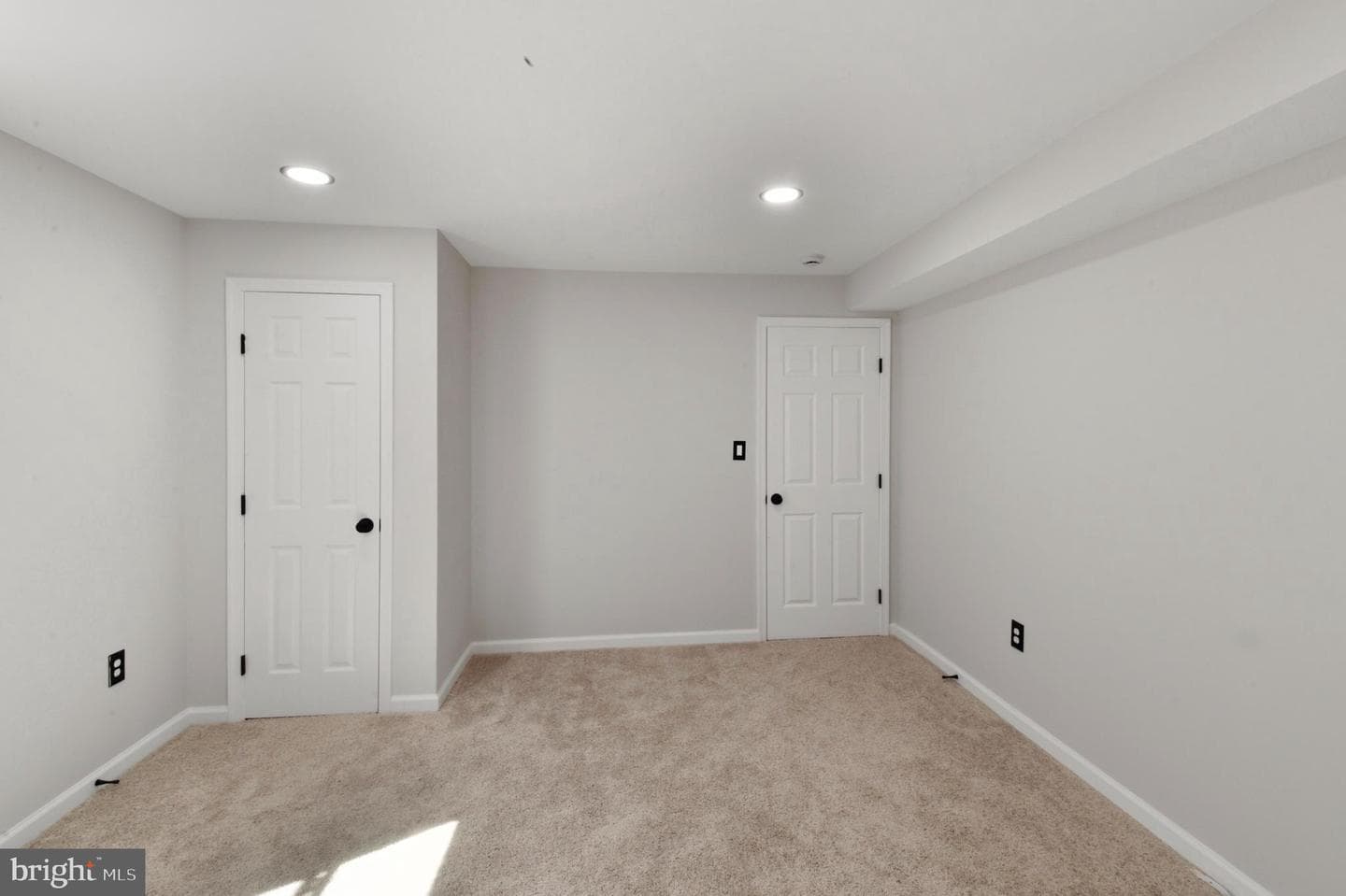 620 B Street photo 12