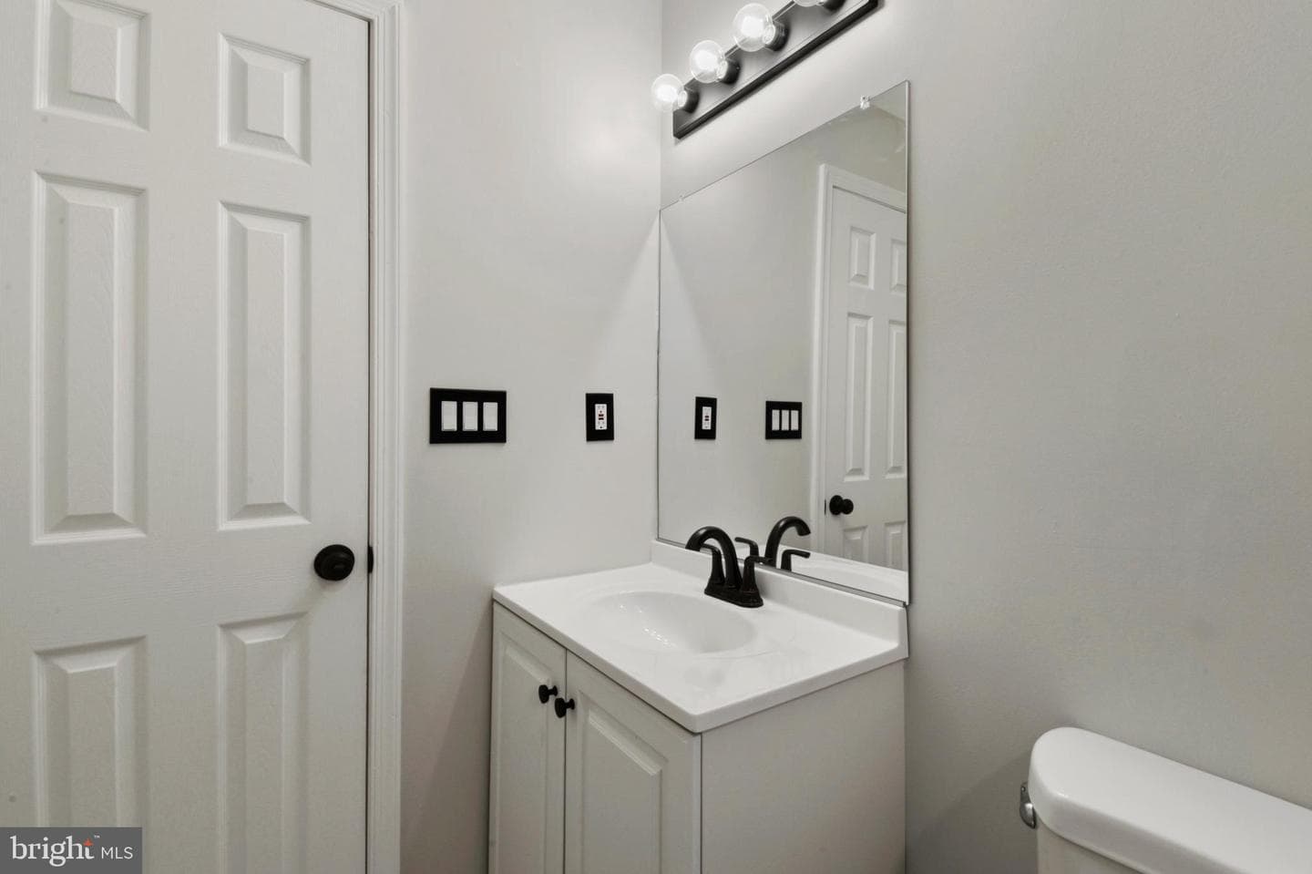 620 B Street photo 13