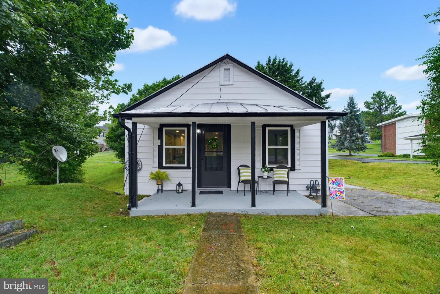 601 Grubert Avenue photo 4