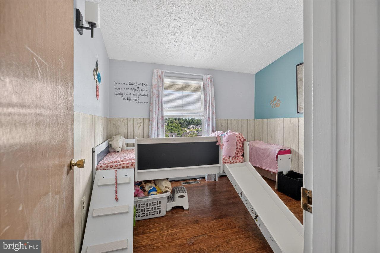 2397 Highview Circle photo 18
