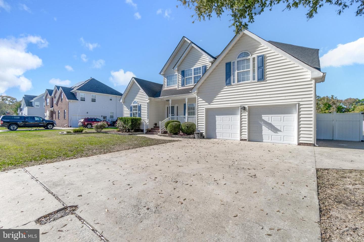 3113 Caroline Crescent photo 4
