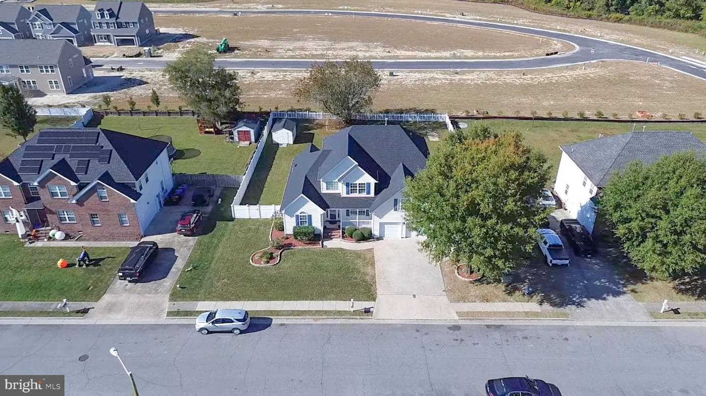 3113 Caroline Crescent photo 51