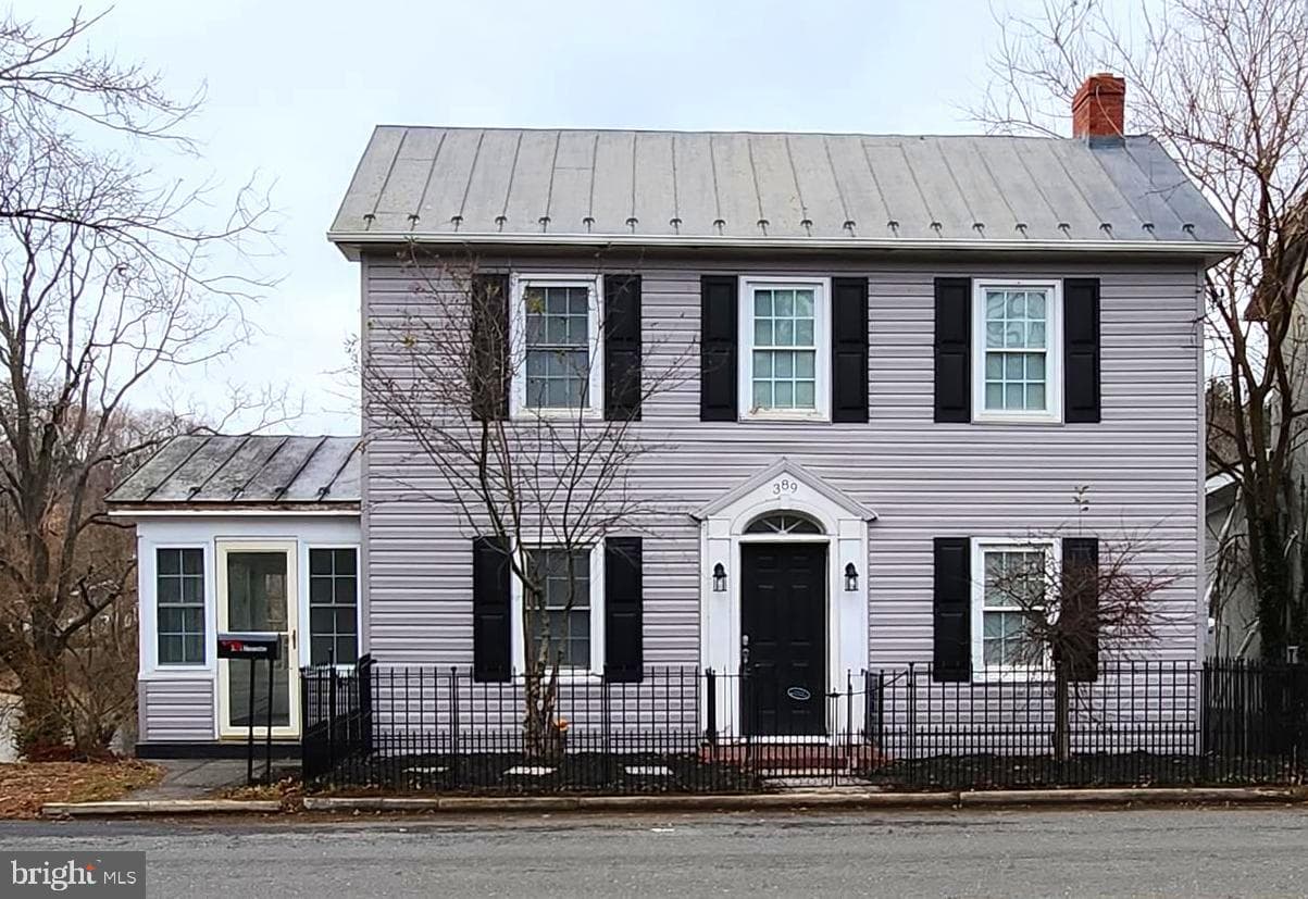 389 N Massanutten Street photo 1
