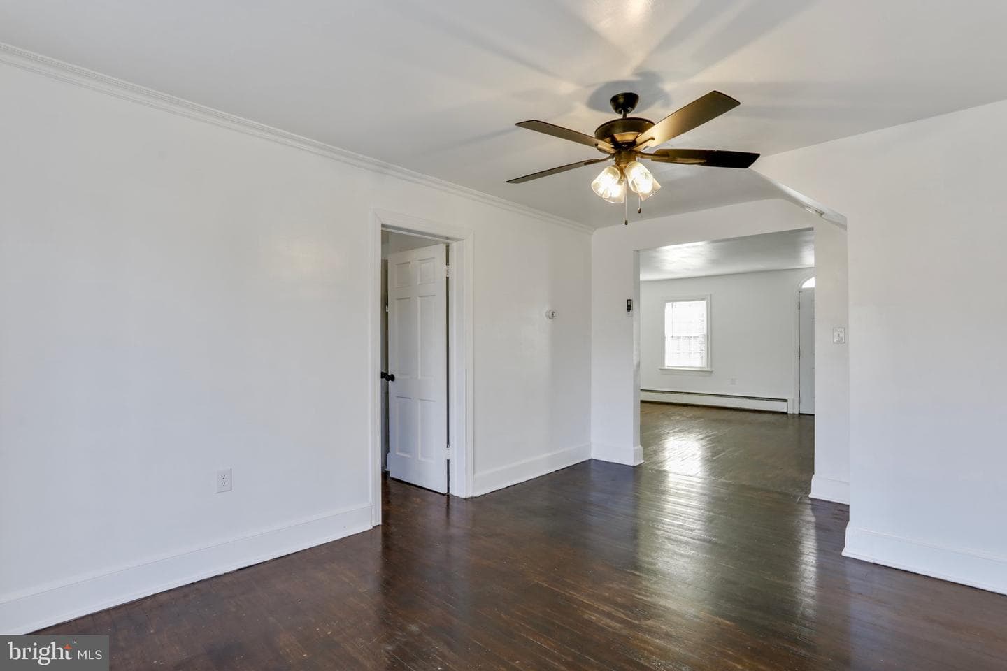 389 N Massanutten Street photo 22