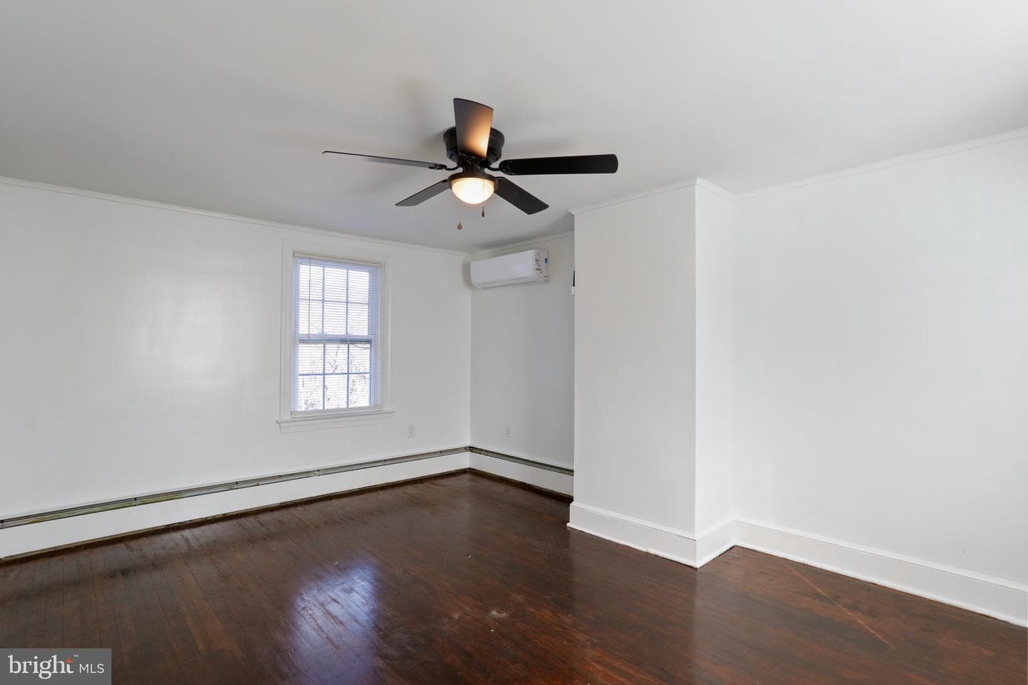 389 N Massanutten Street photo 30
