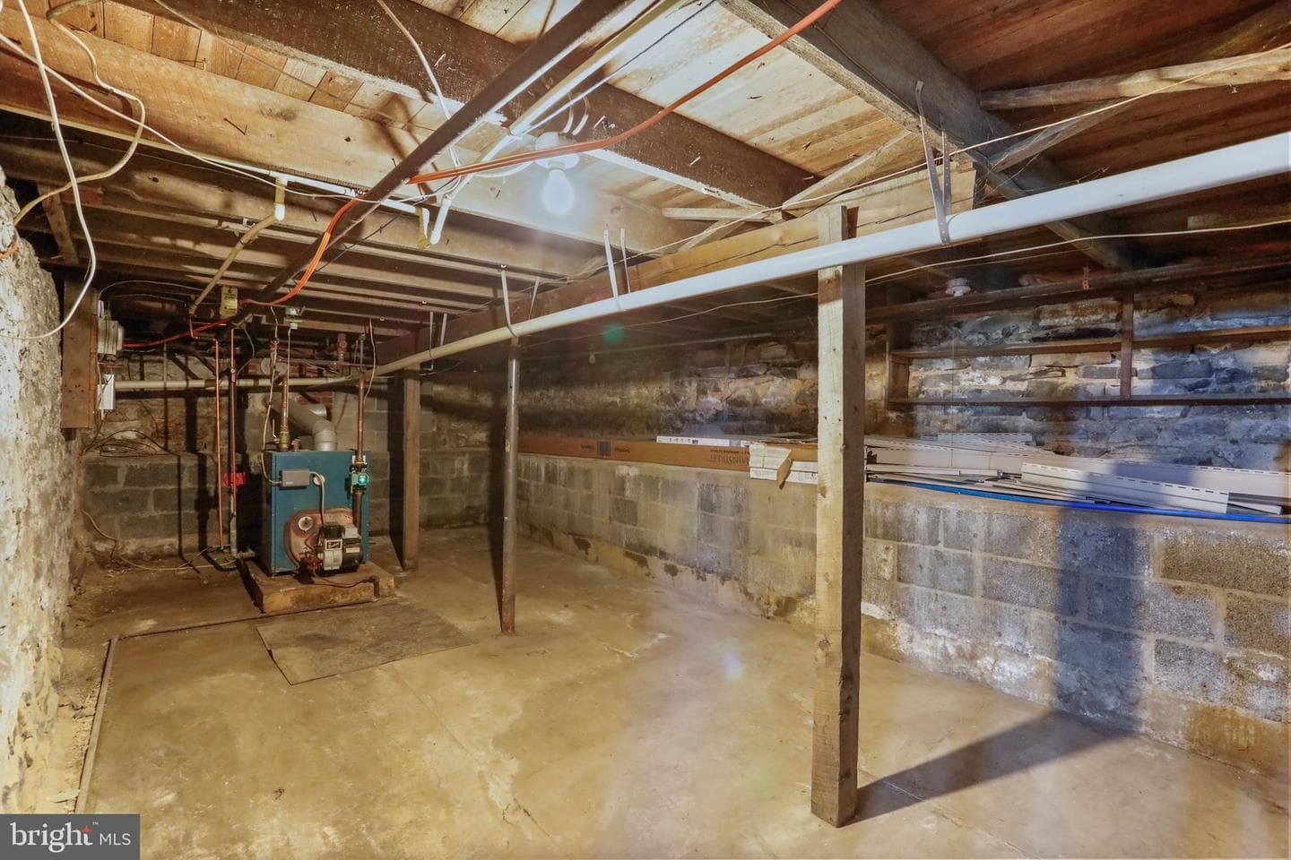 389 N Massanutten Street photo 40