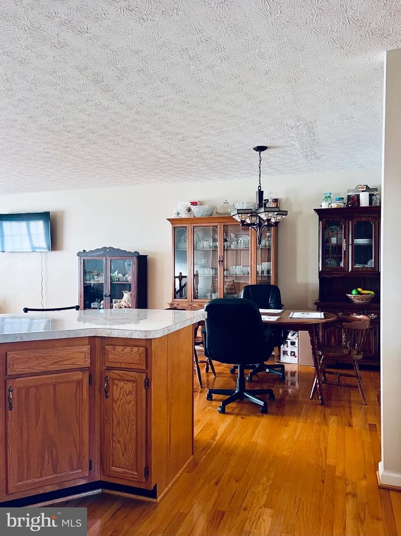 88 Friendship Court photo 13