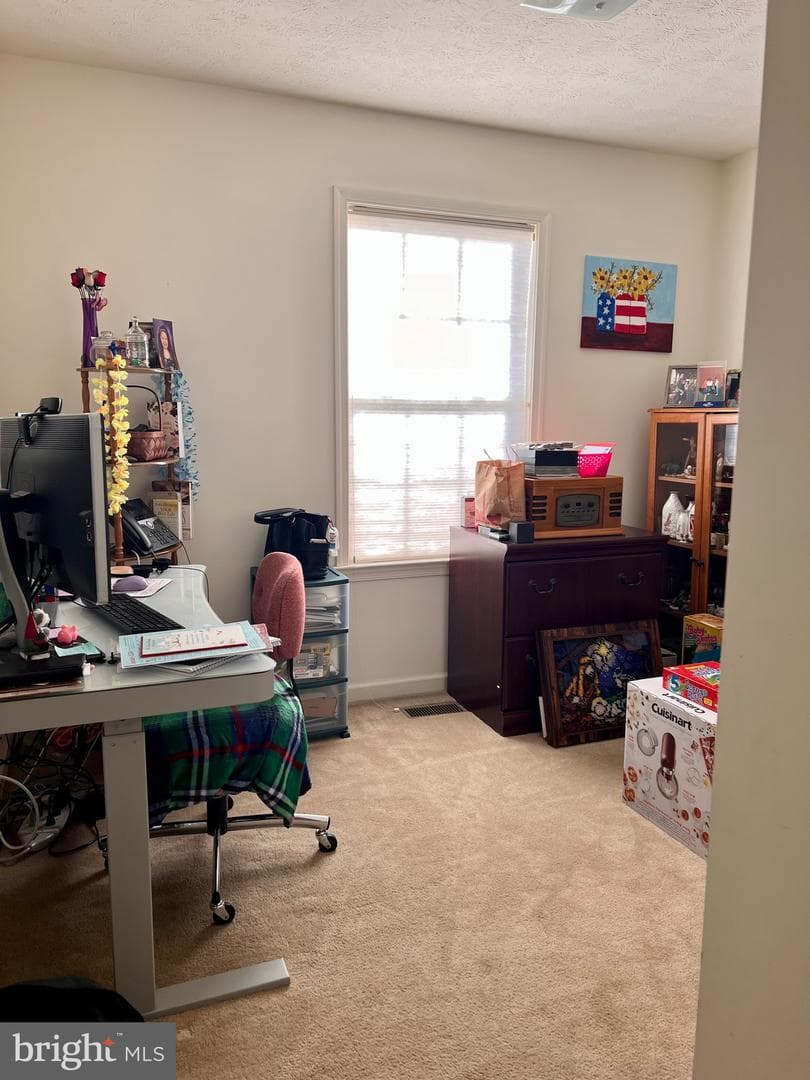 88 Friendship Court photo 18