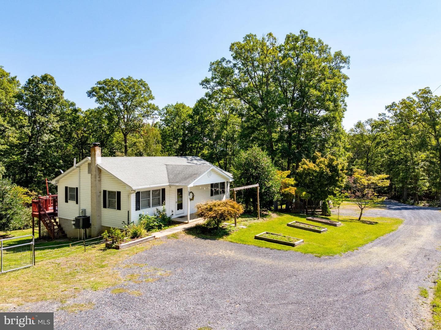 600 Whippoorwill Lane photo 1