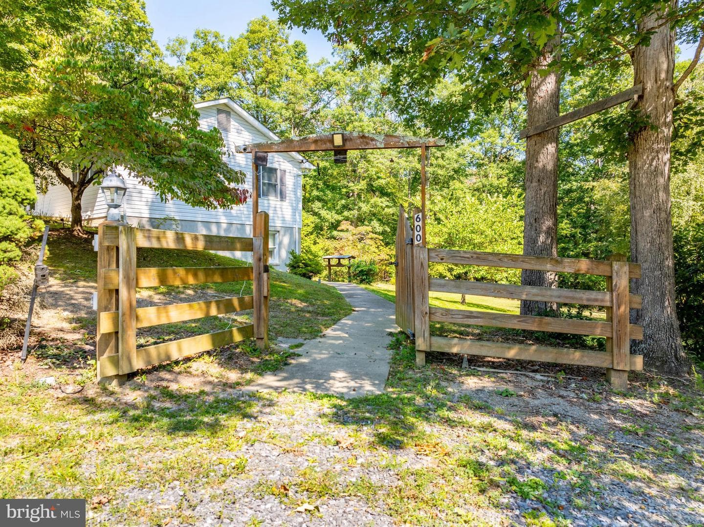 600 Whippoorwill Lane photo 10