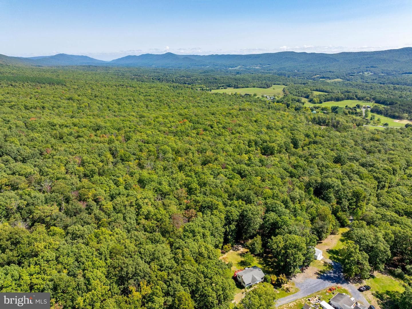 600 Whippoorwill Lane photo 29