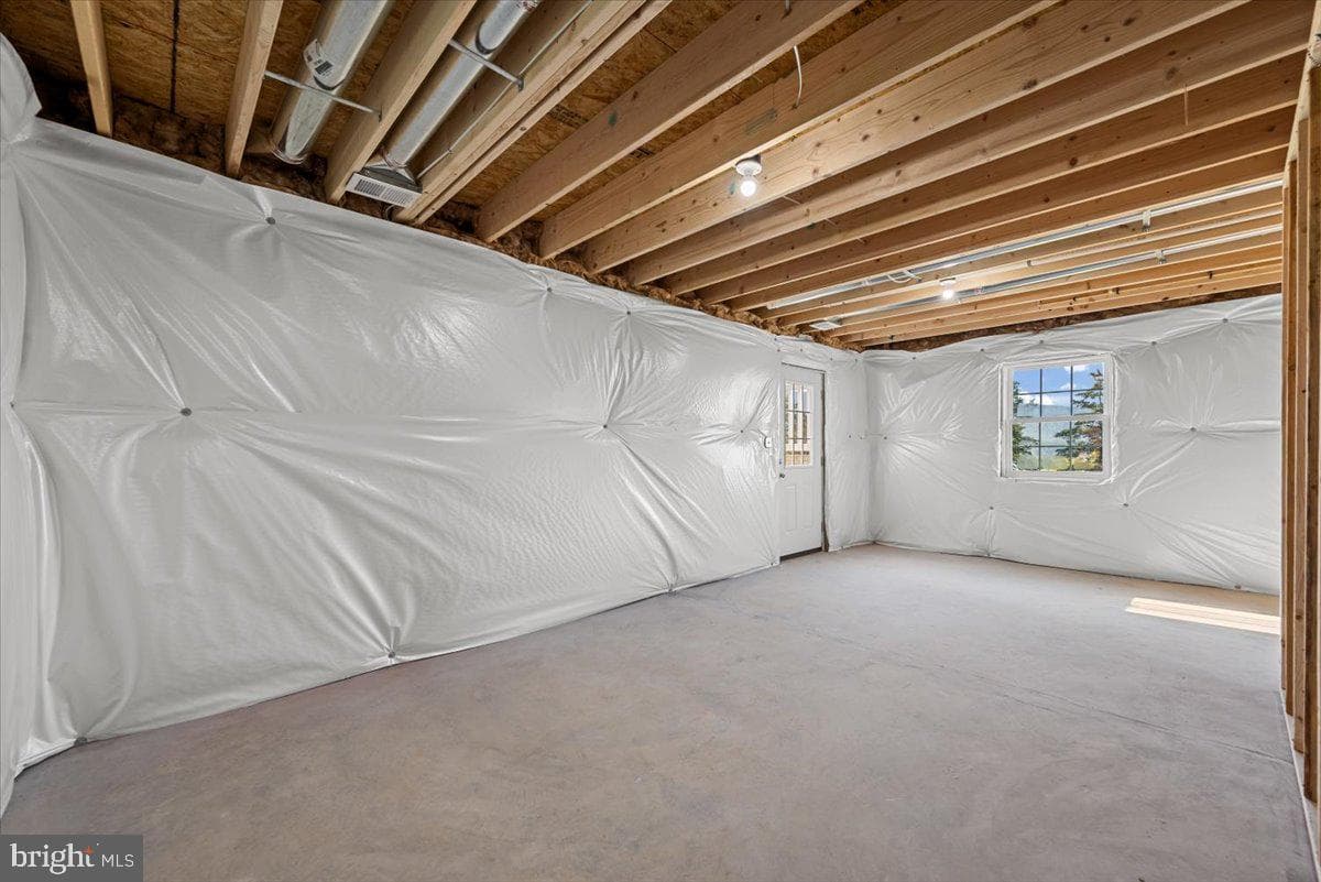 386 Crim Drive photo 25