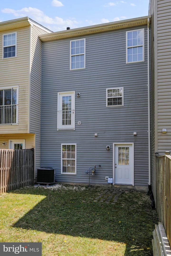 509 Frontier Fort Lane photo 38
