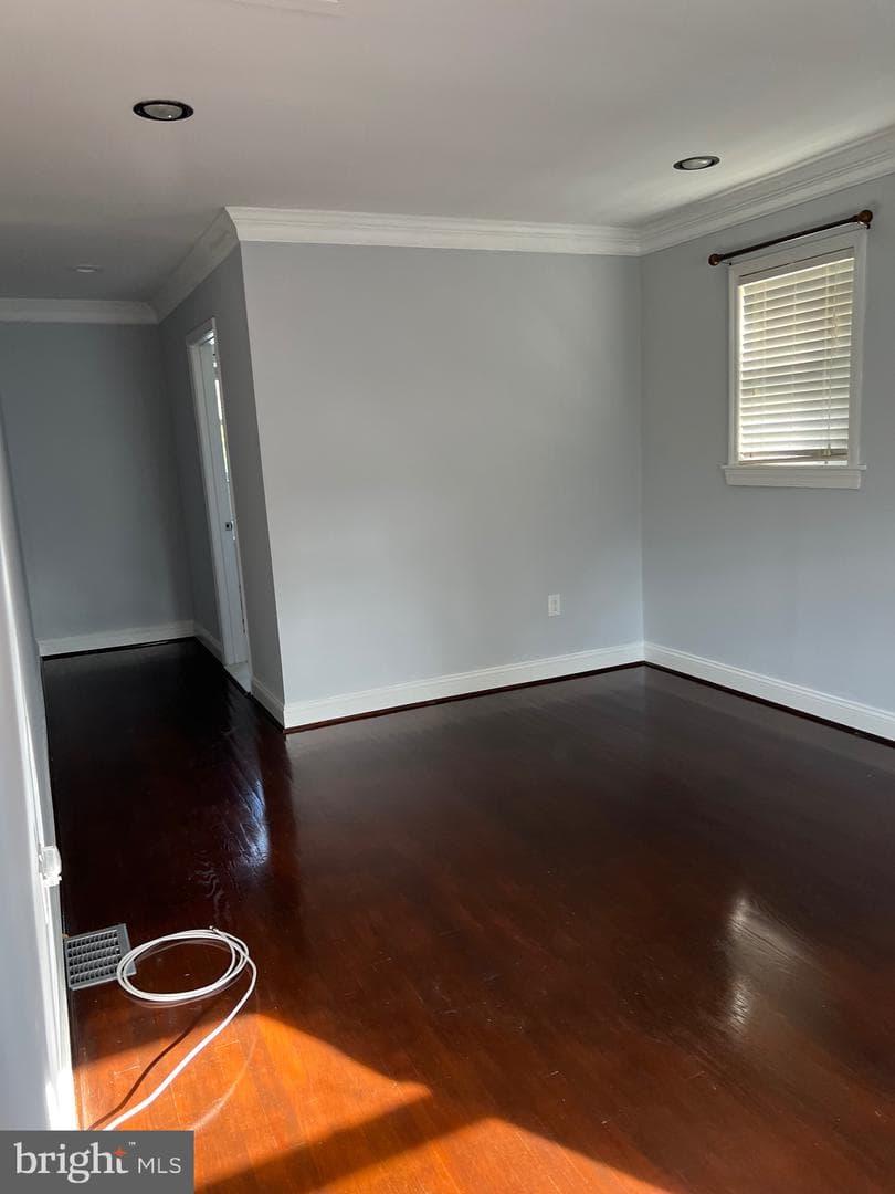 332 N Lee Street photo 18