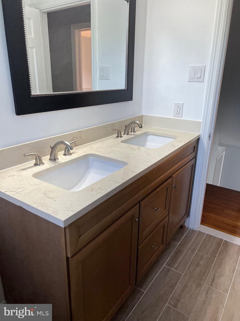 332 N Lee Street photo 24