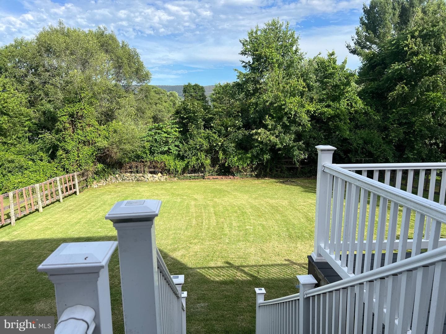 332 N Lee Street photo 5