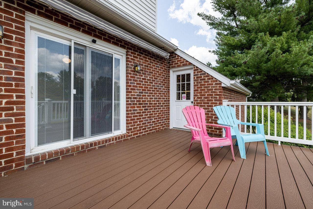 198 Shenvalee Drive photo 11