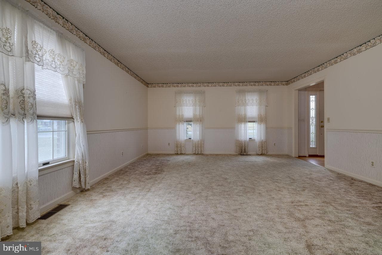 198 Shenvalee Drive photo 30