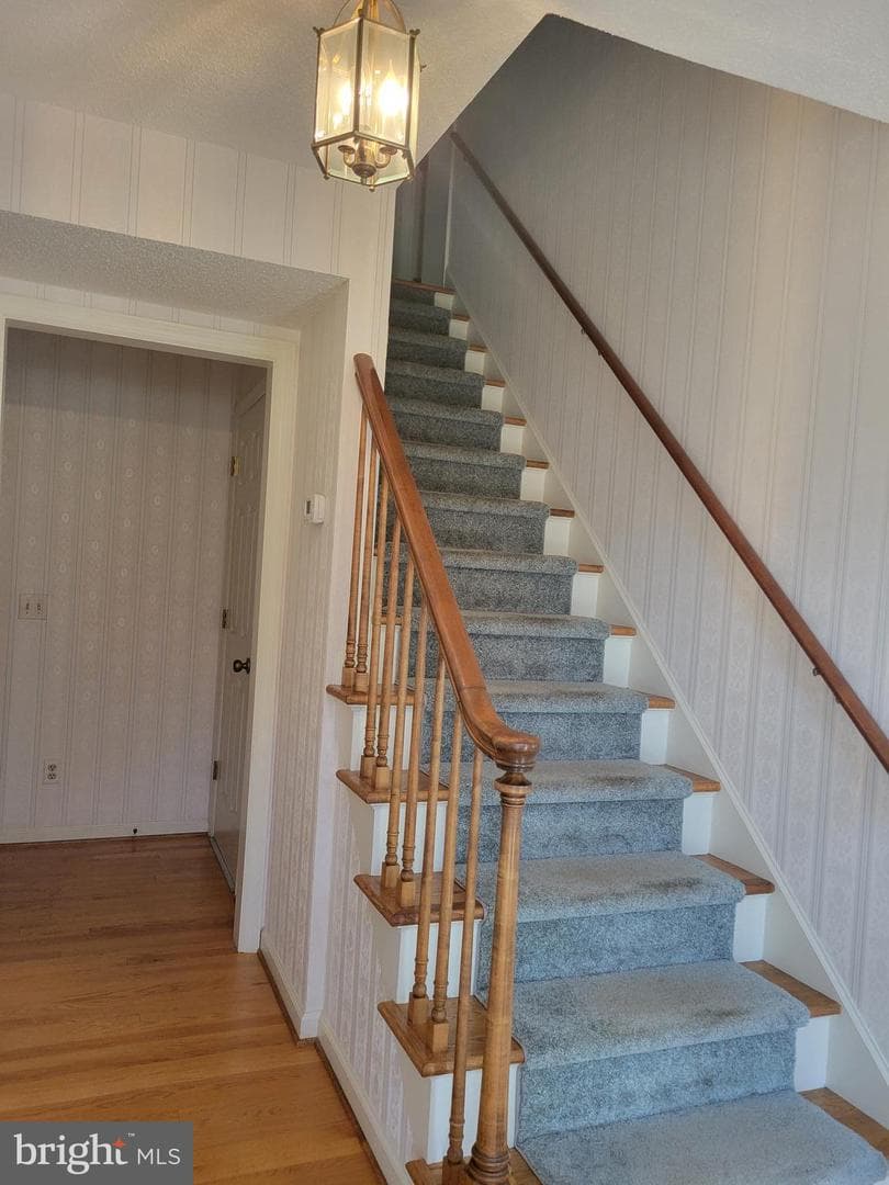 198 Shenvalee Drive photo 32