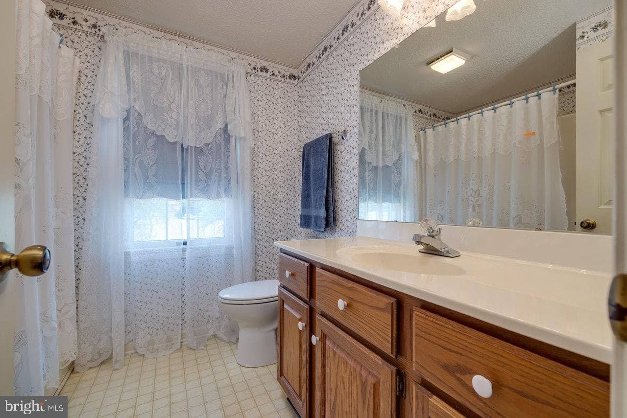 198 Shenvalee Drive photo 38