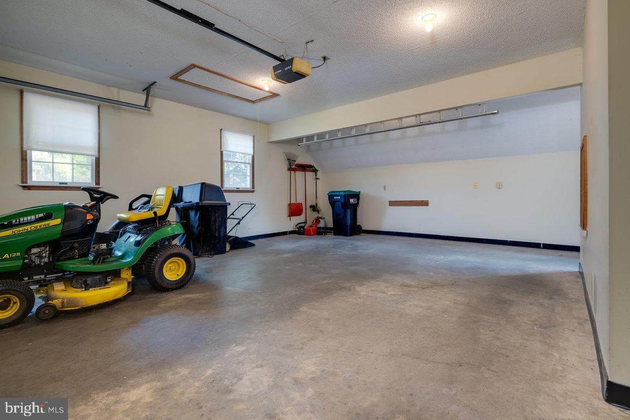 198 Shenvalee Drive photo 59