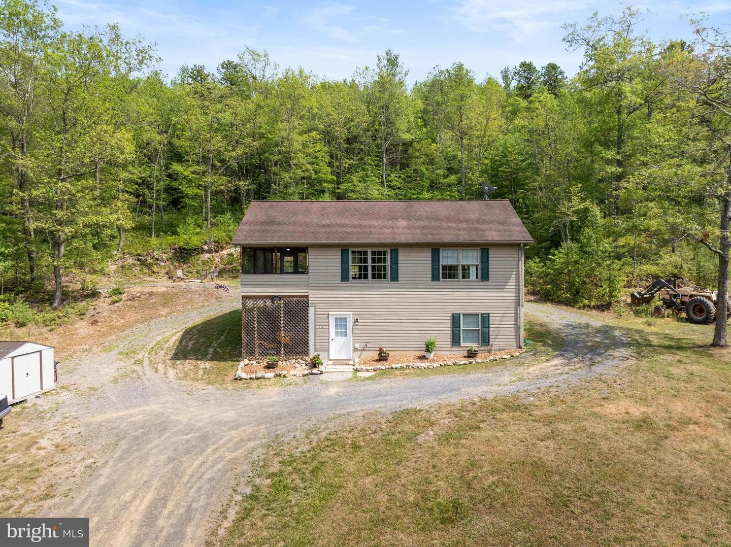 918 Mine Mountain Lane photo 3