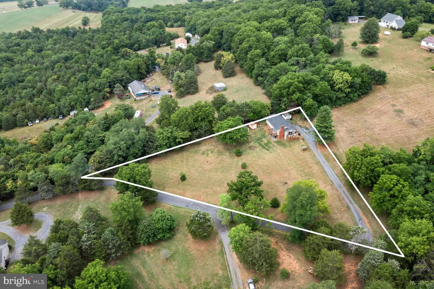 407 Sherman Road photo 38