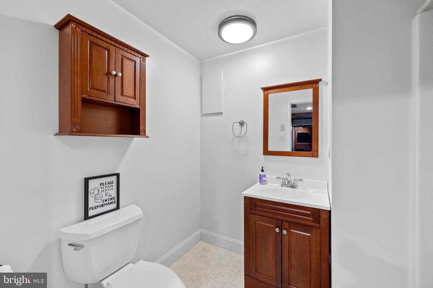 670 Crystal Lane photo 31