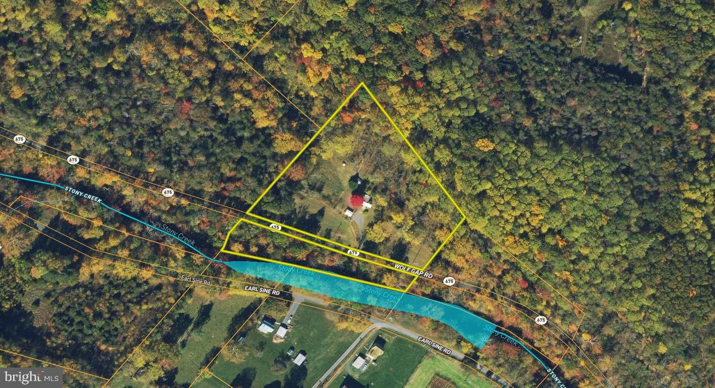 888 Wolf Gap Road photo 29
