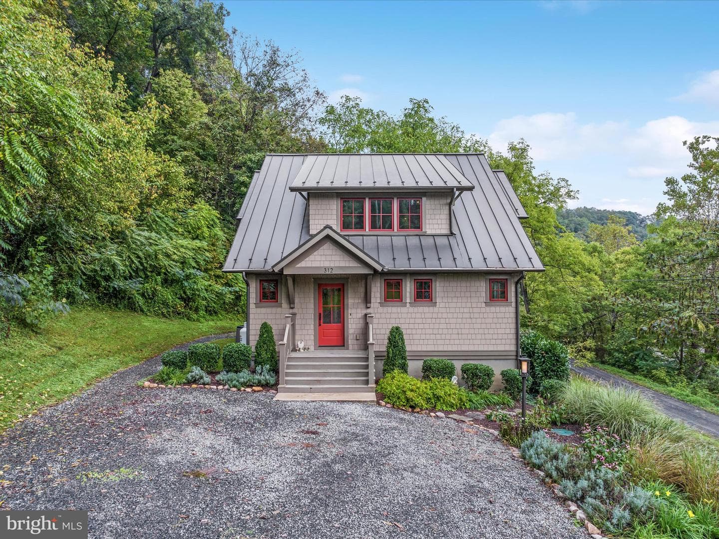 312 Ridgeley Road photo 42