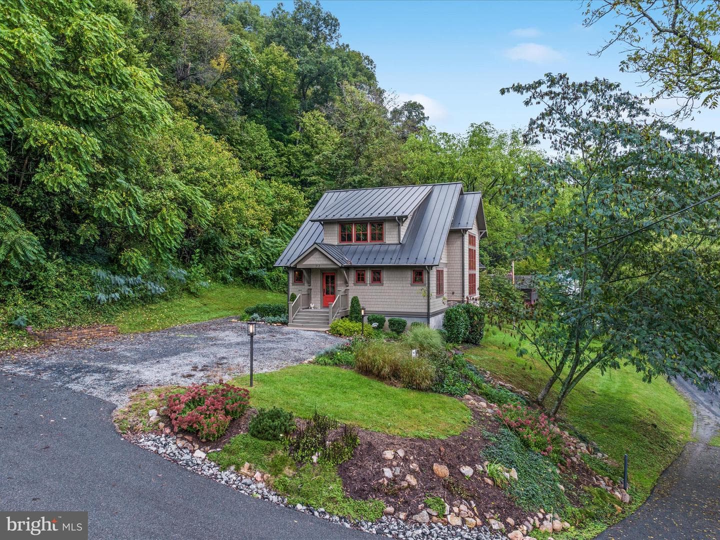 312 Ridgeley Road photo 43