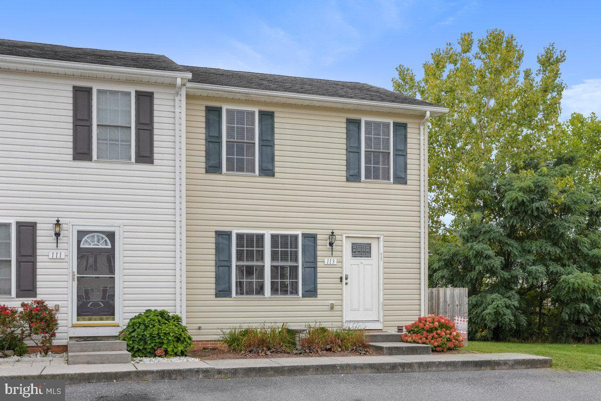 113 Kadies Lane photo 1