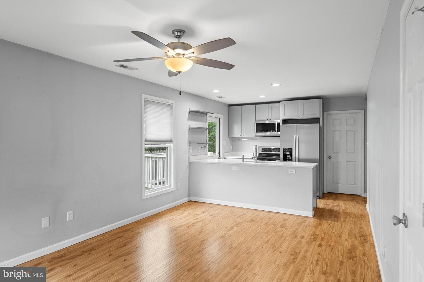 465 Ash Street photo 12