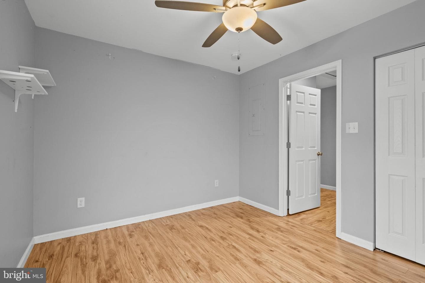 465 Ash Street photo 31