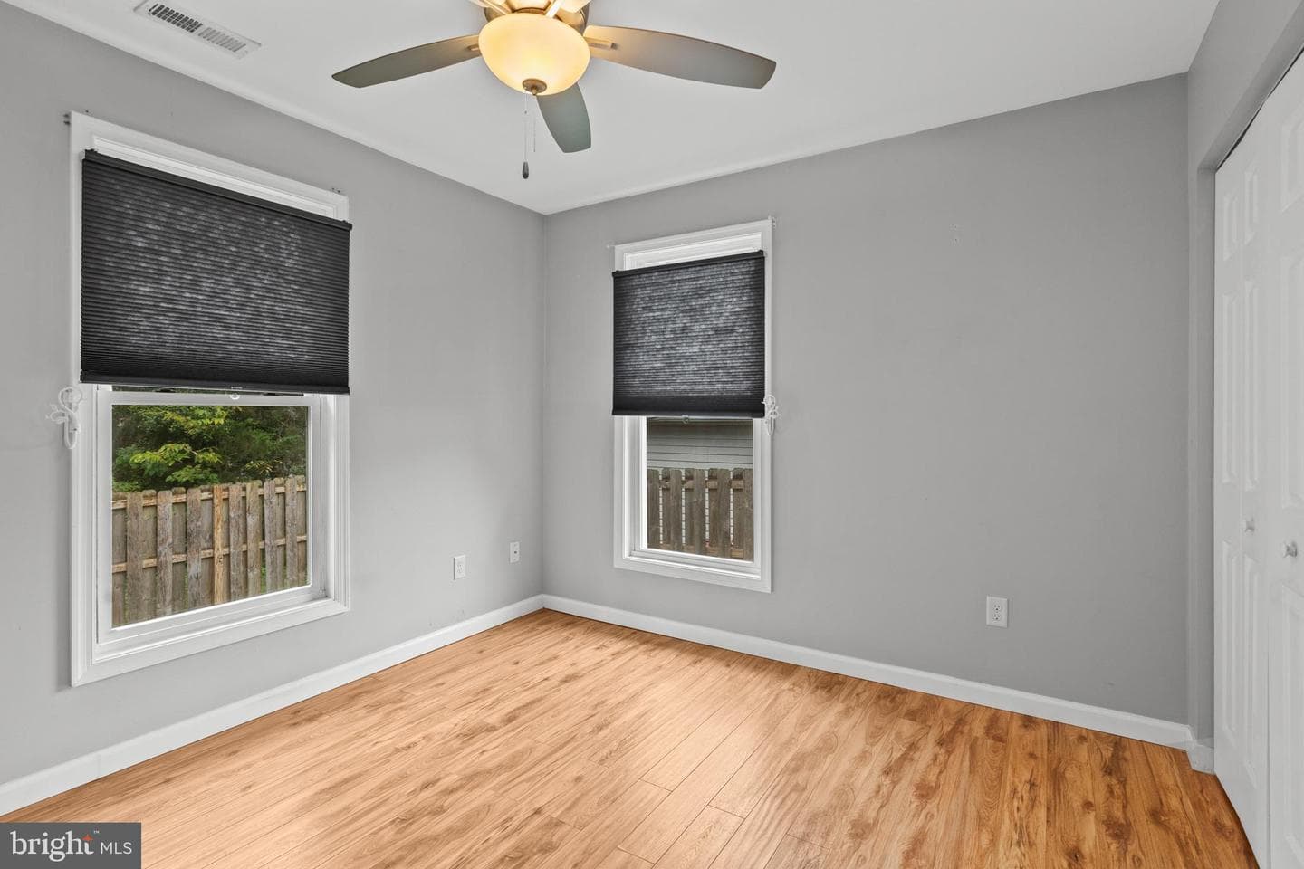 465 Ash Street photo 42