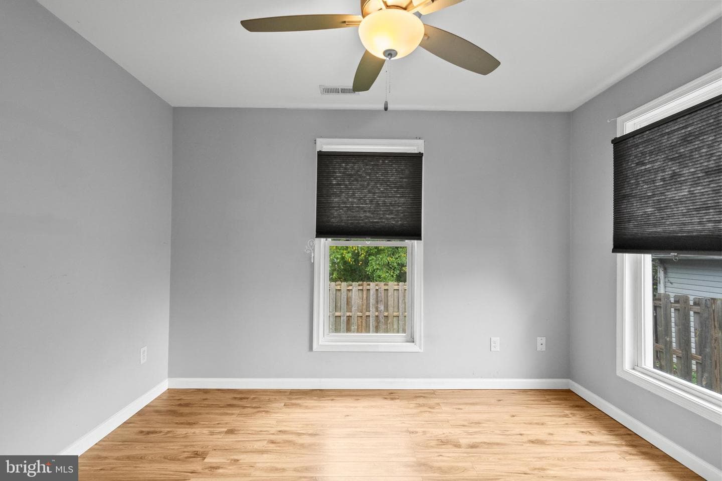 465 Ash Street photo 47