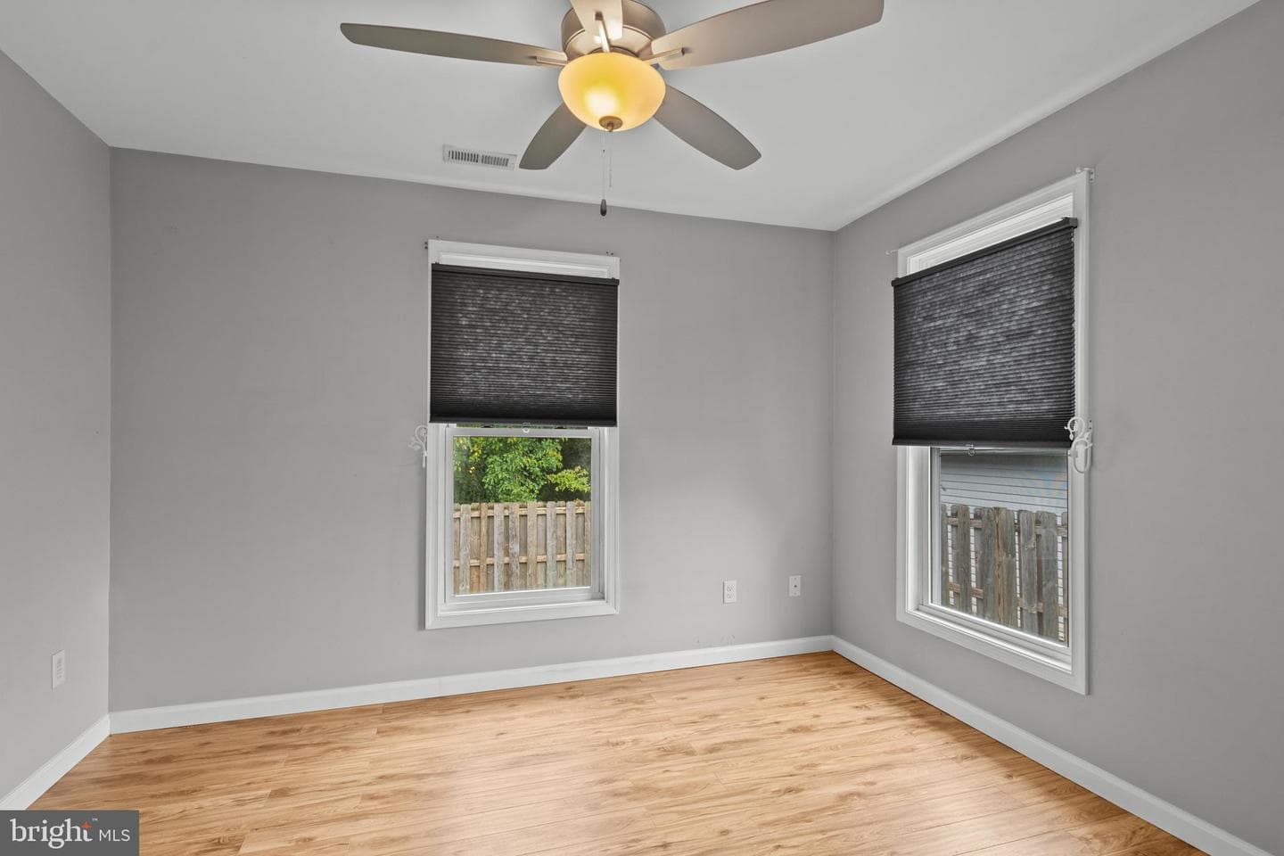 465 Ash Street photo 48