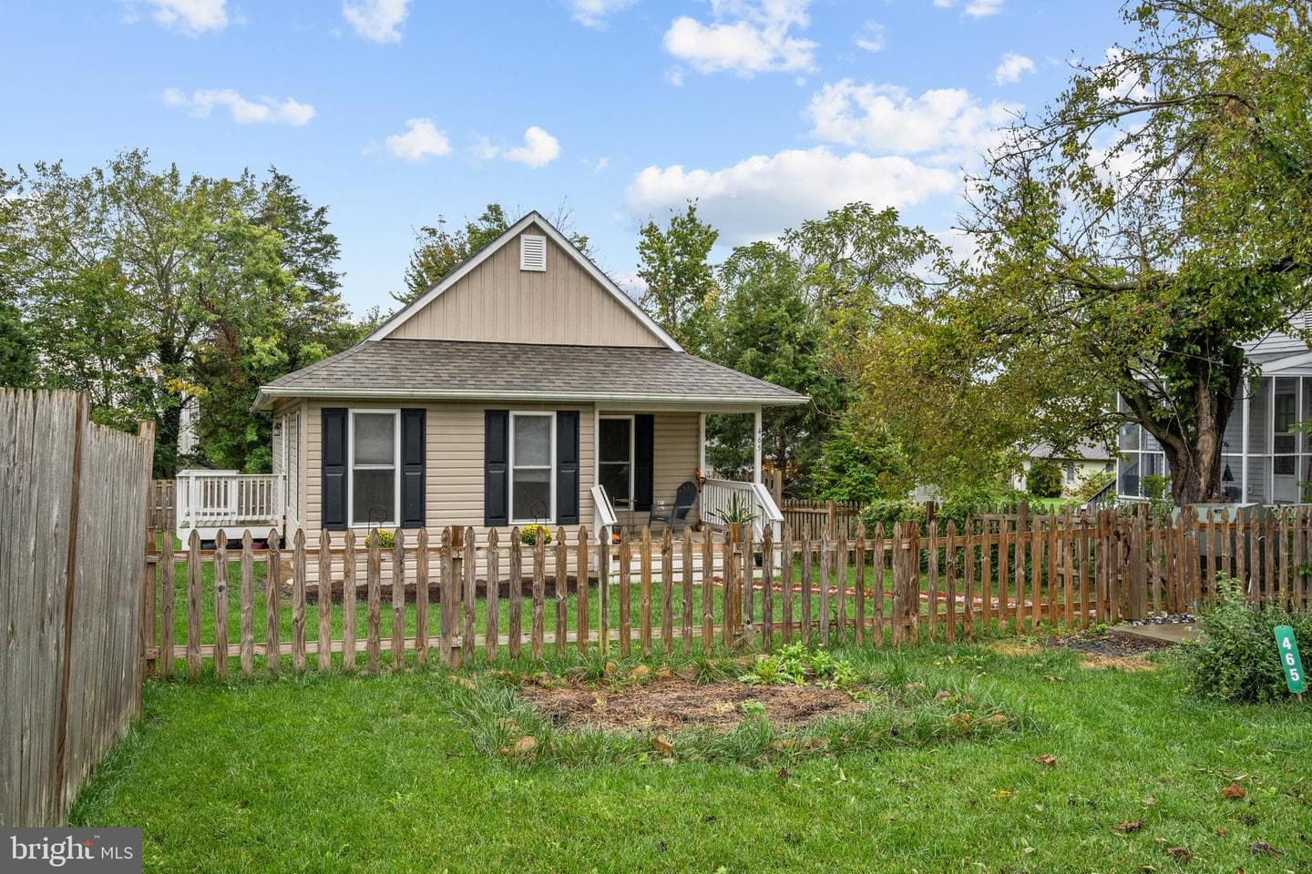 465 Ash Street photo 5