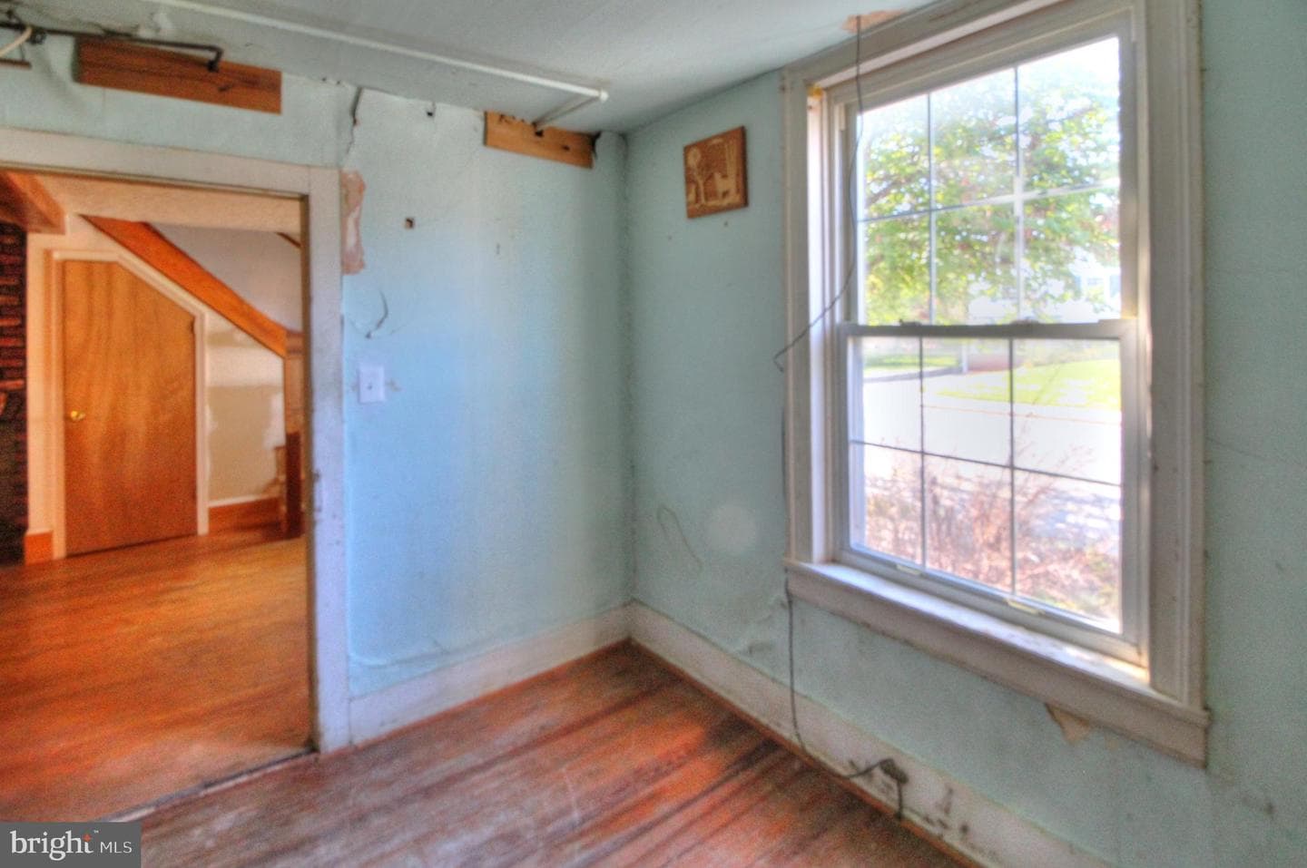 361 E Queen Street photo 15