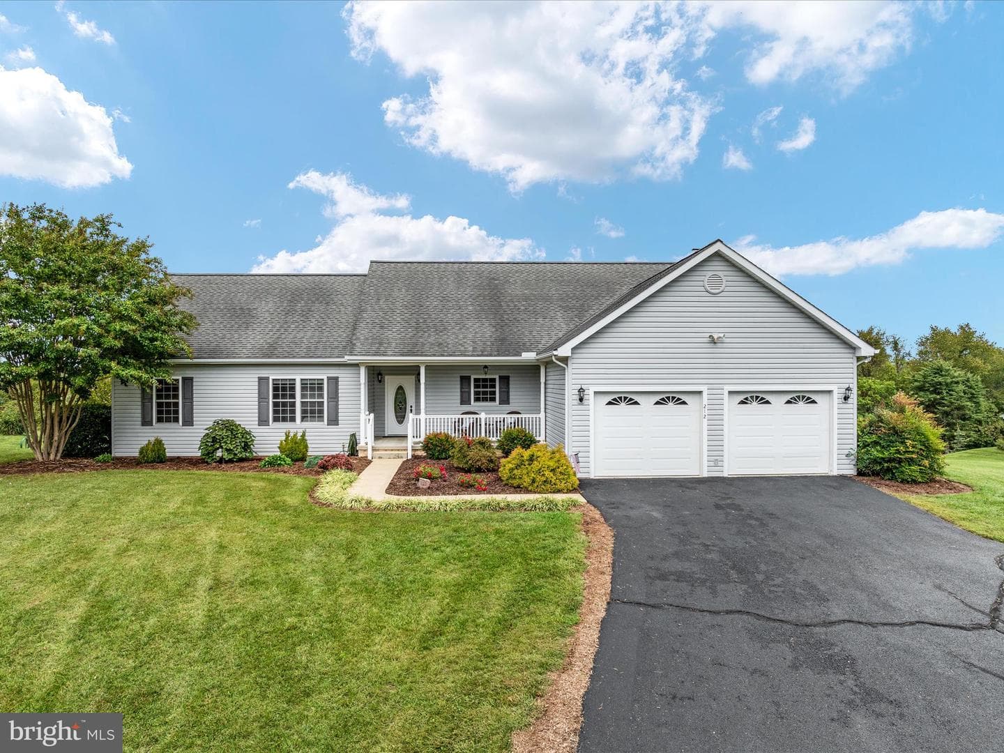 212 Bob White Lane photo 2