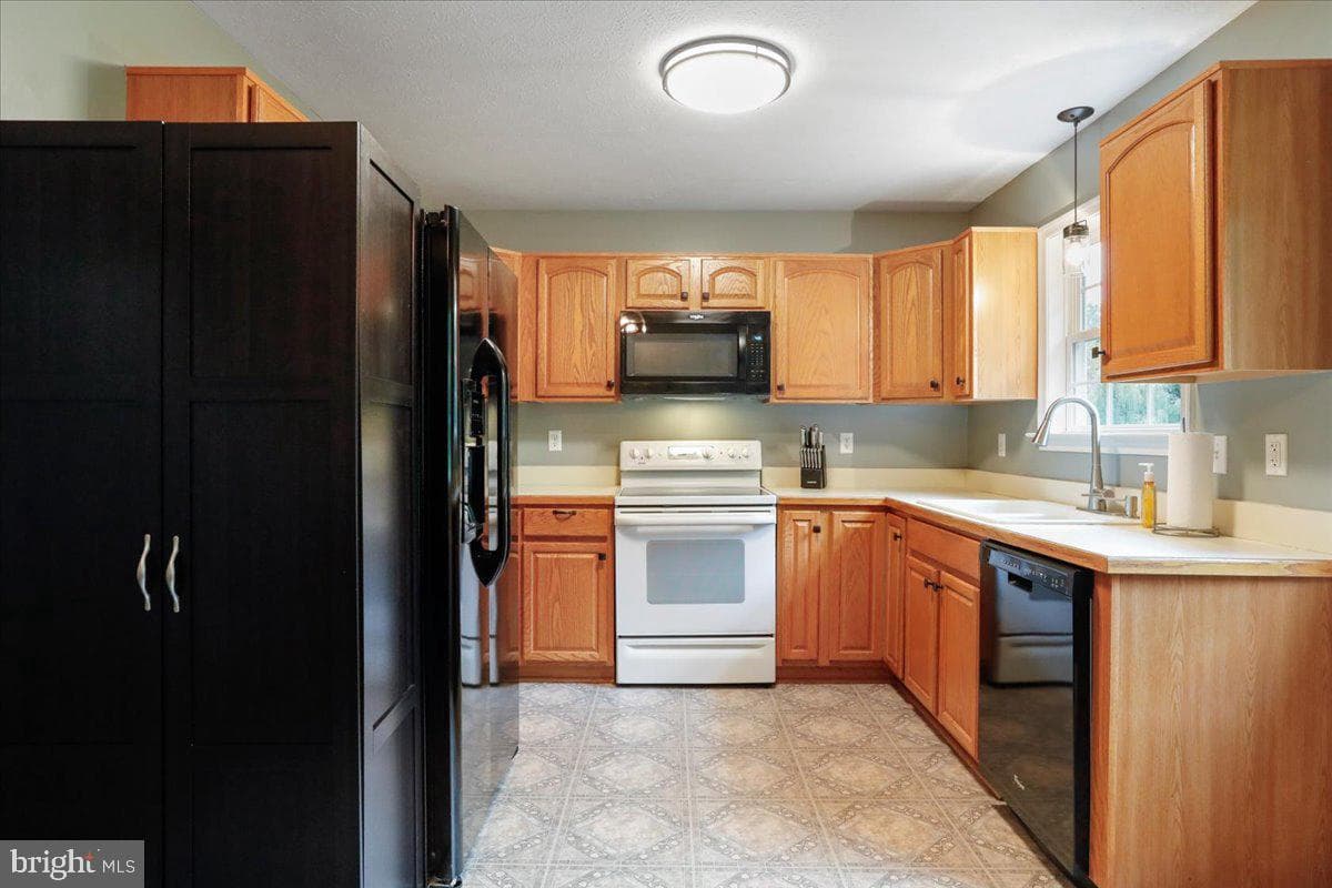154 Baer Oak Drive photo 13