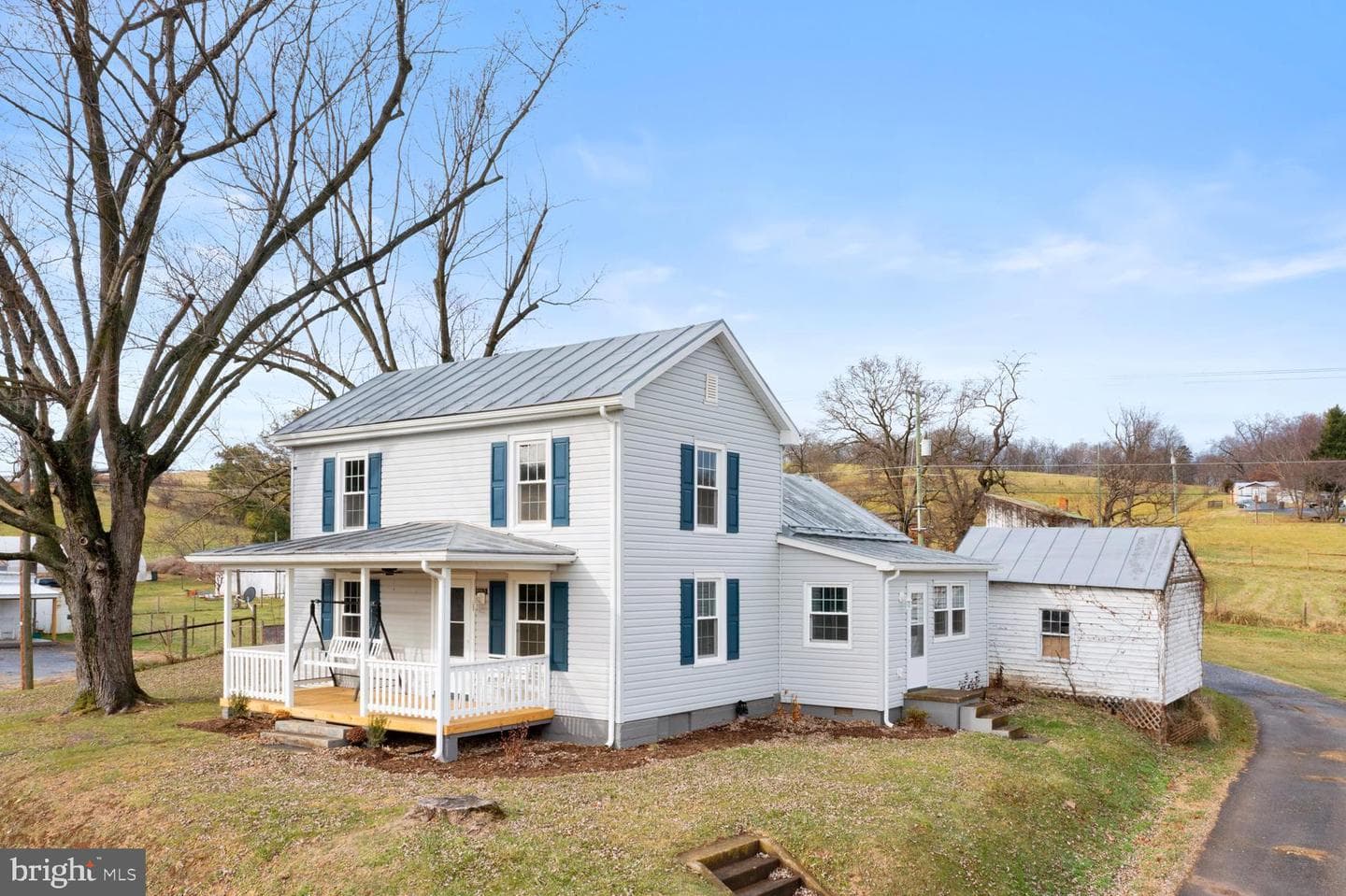 893 Turkey Knob Road photo 1