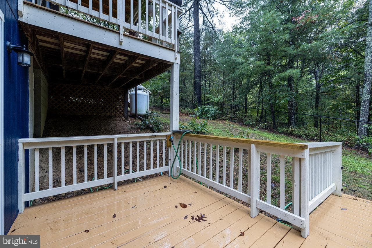 225 Fawn Drive photo 10