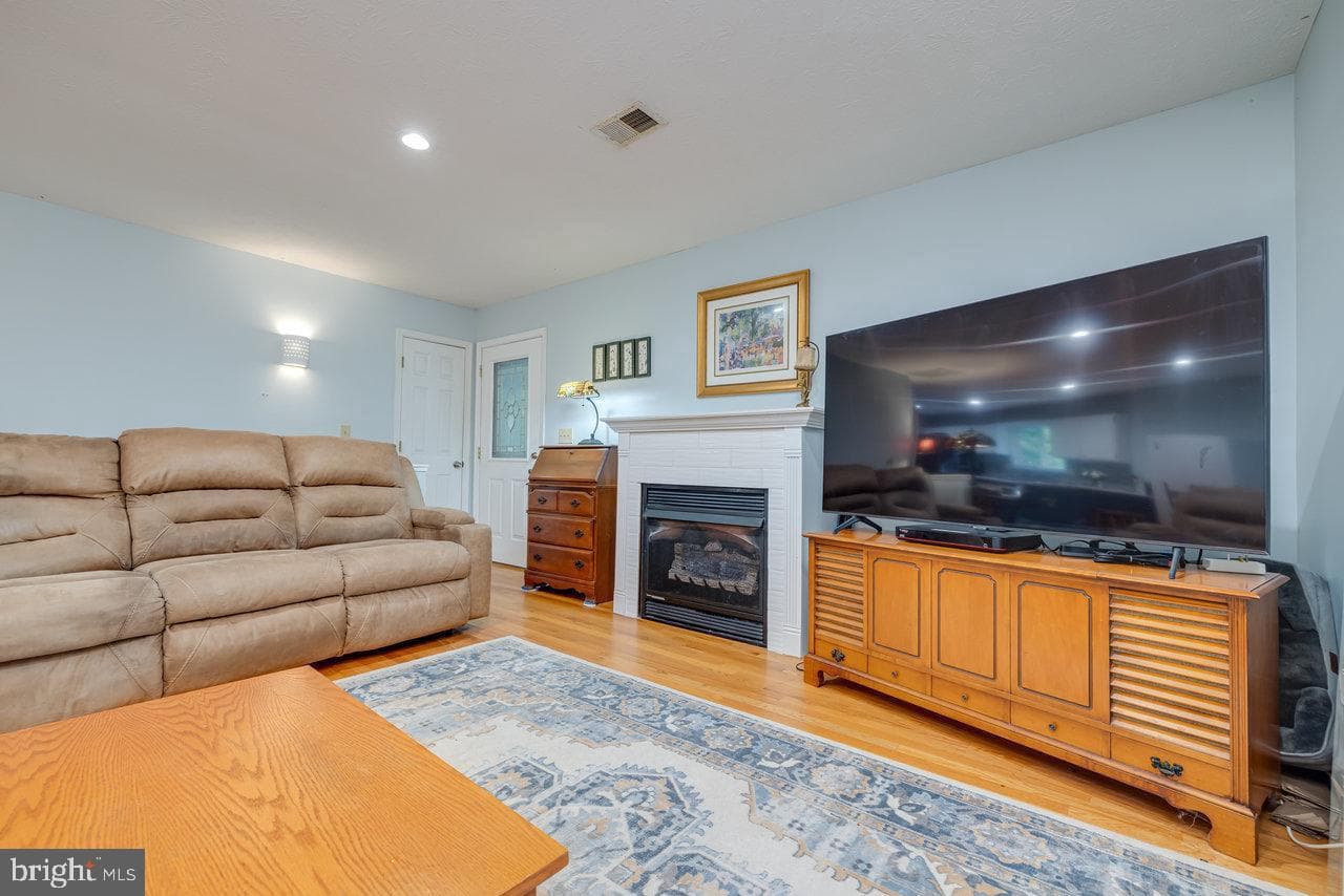225 Fawn Drive photo 16