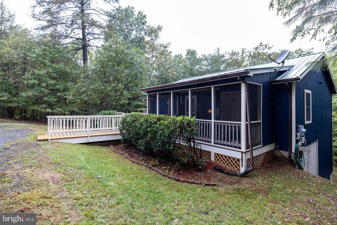 225 Fawn Drive photo 35